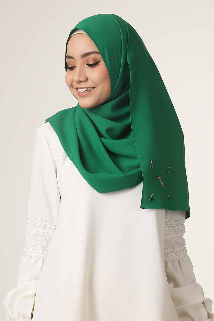 Jovian Hijab Abaya | Tasneem Embellished Long Shawl In Emerald Green (6905928843414)