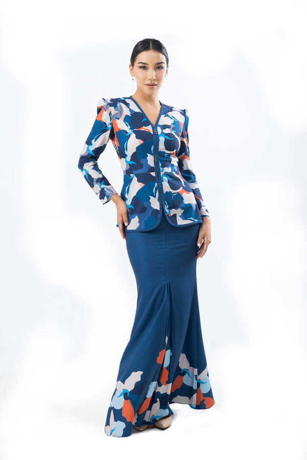 Florascene | Lily Modern Short Kebaya in Royal Blue (7684931453158)