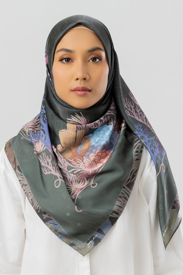 Jovian | Hijab Coral Karina Printed Square Shawl in Emerald Green