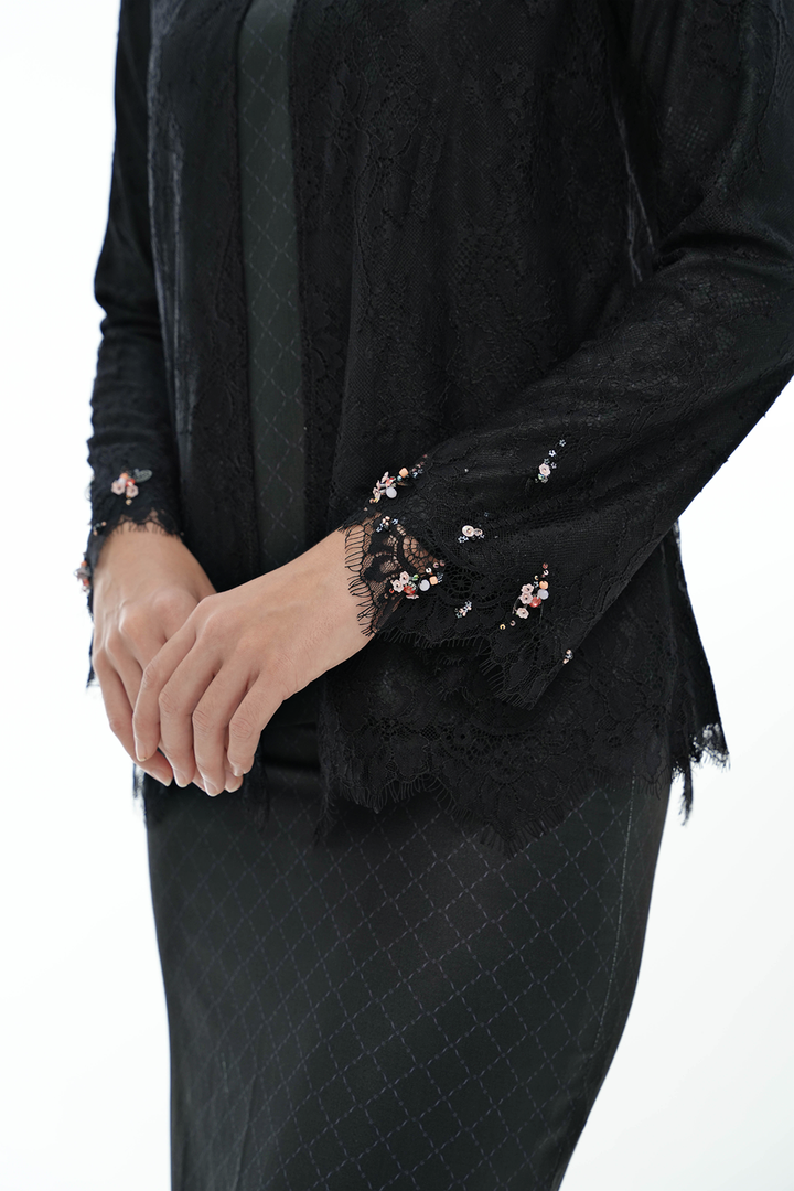 Jovian Dainty Flowers | Cenderawasih Modern Mini Kurung in Black (8179199410406)
